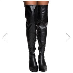 CAPE ROBBIN Kelsey-9 Women's Black Boots